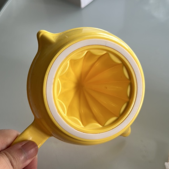 Lemon juicer - Picture 2 of 2